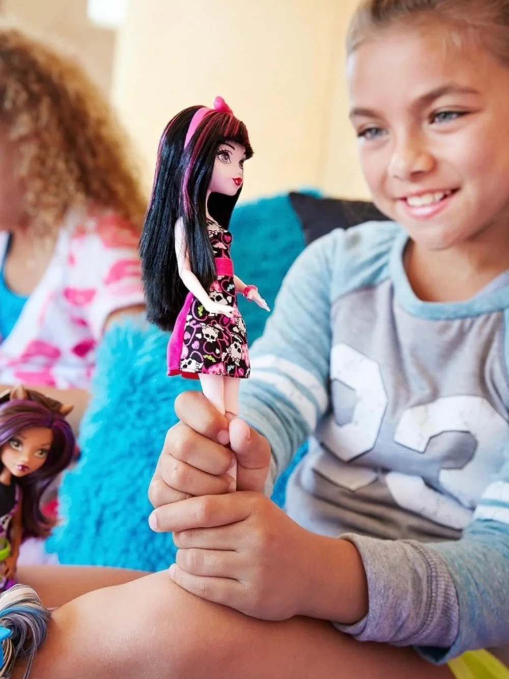 2015 Monster High DracuLaura doll- New